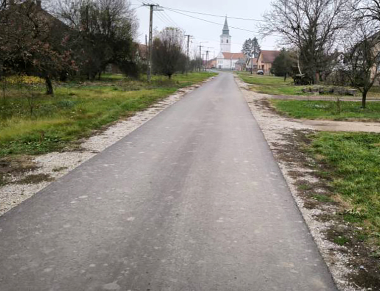Fő utca útburkolatának felújítása